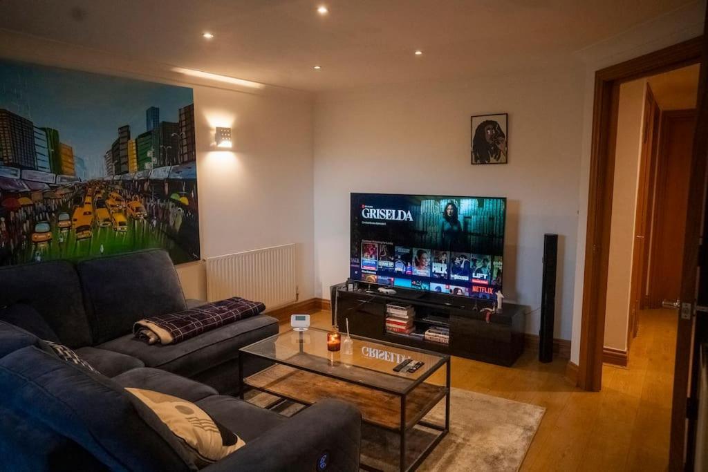 1-Bed Flat In Ocean Village Southampton Eksteriør bilde